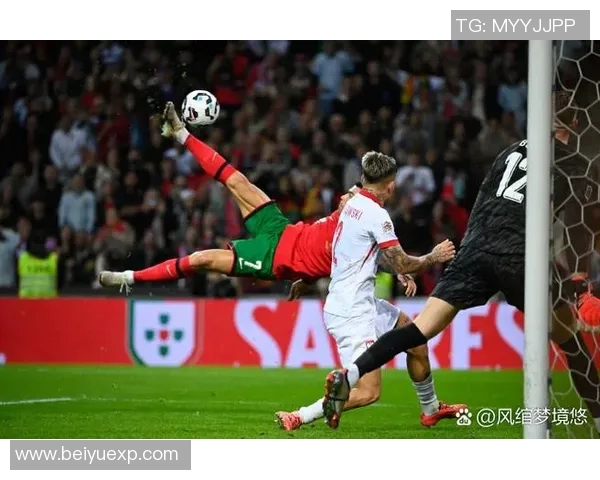 迷你小足球星闪耀赛场展现不凡球技引领未来足球潮流